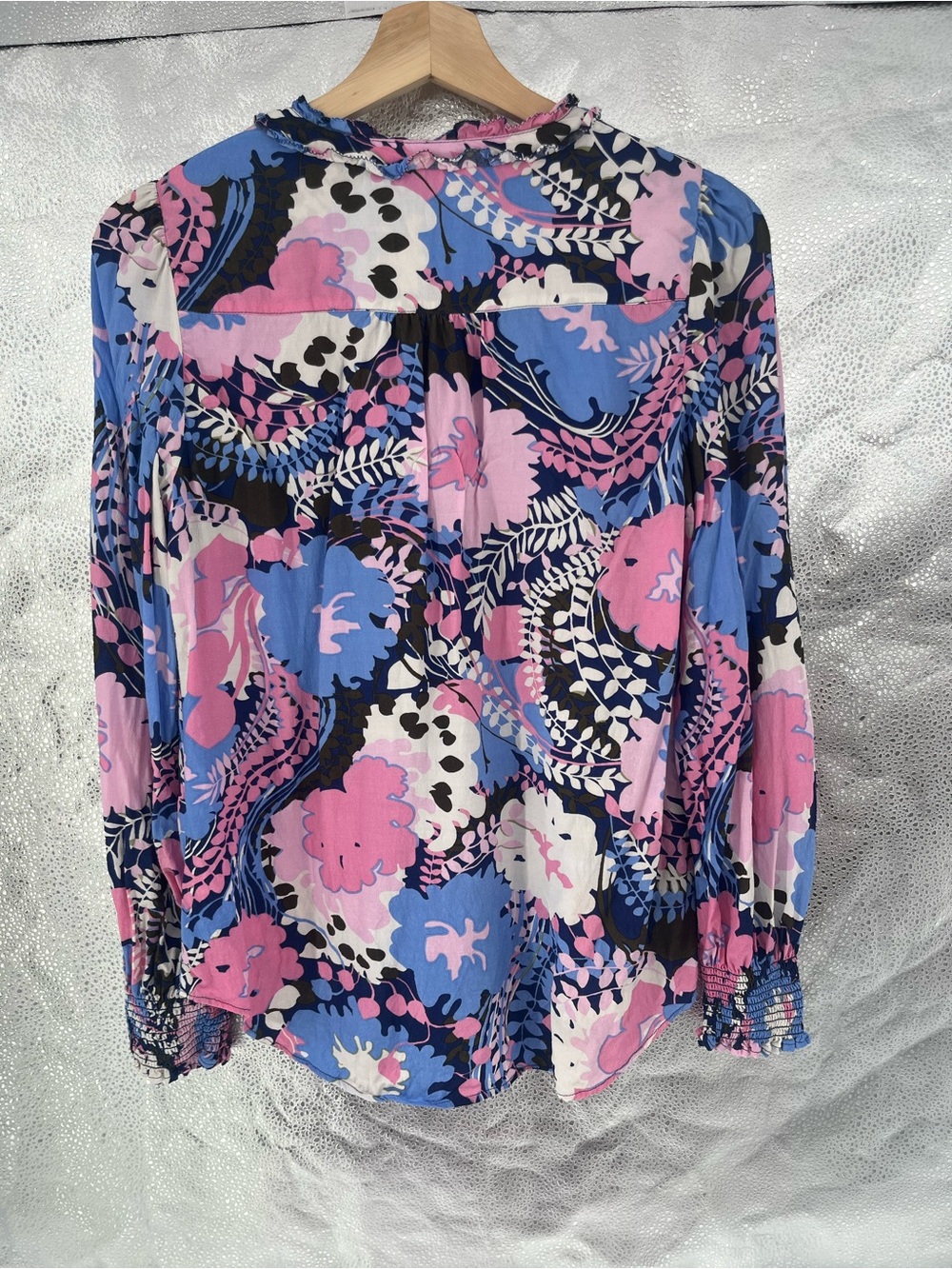 Talbots Cascading Blooms Floral Smocked Cuff Long Sleeve Blouse 100%Viscose Sz S - Picture 12 of 14